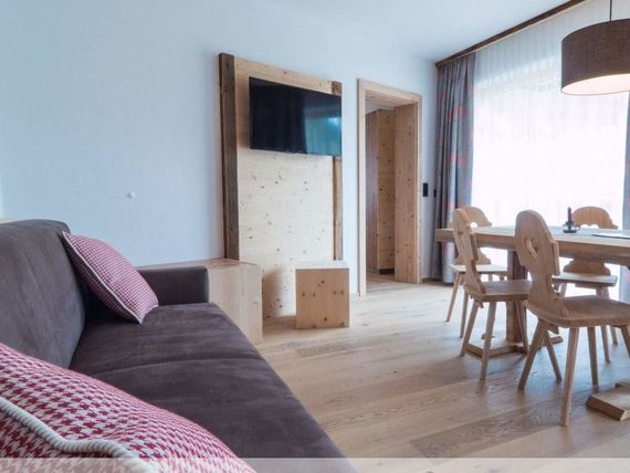 Almhittn Suites 4*