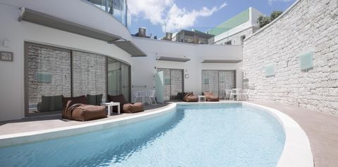 obiekt, teren hotelu, basen