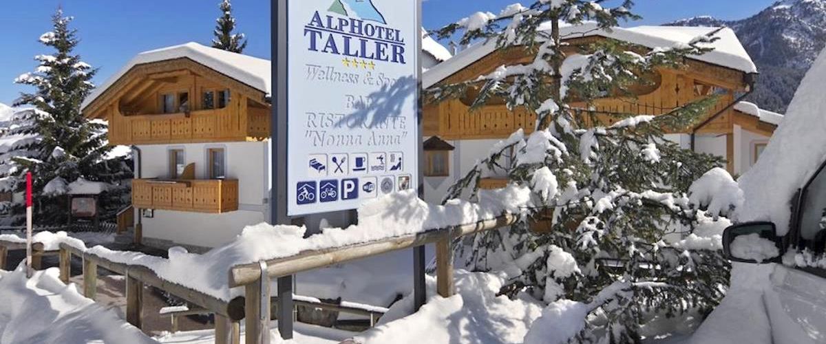 obiekt, budynek główny, teren hotelu