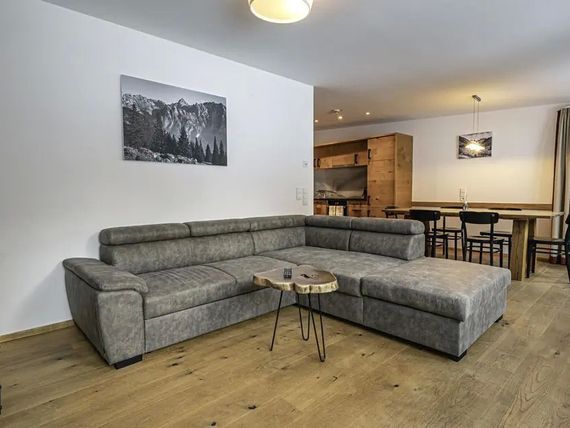 Alpen Suites 4*