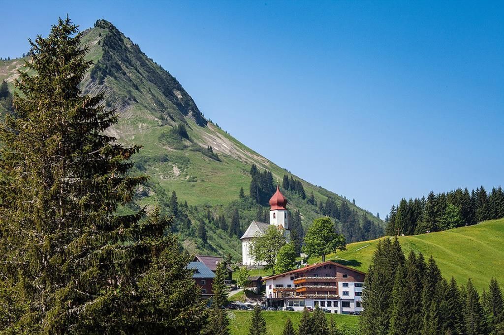 obiekt, teren hotelu