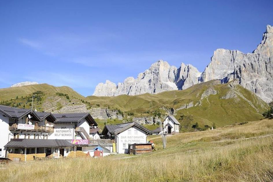obiekt, teren hotelu, zwiedzanie