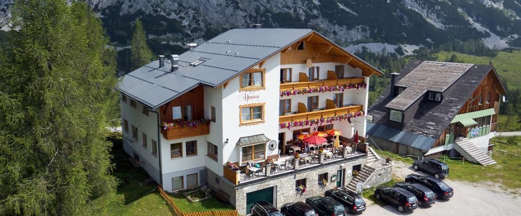 budynek główny, obiekt