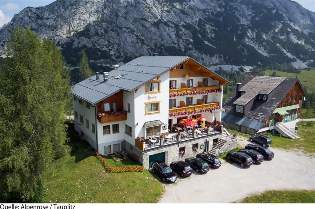 budynek główny, obiekt