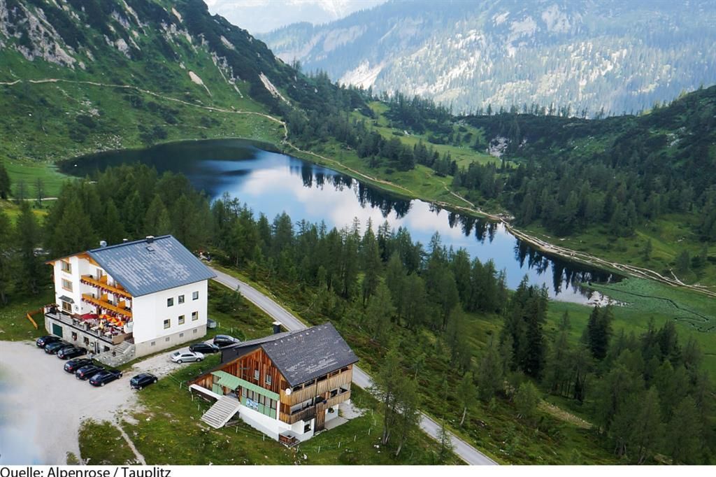 teren hotelu, budynek główny, obiekt