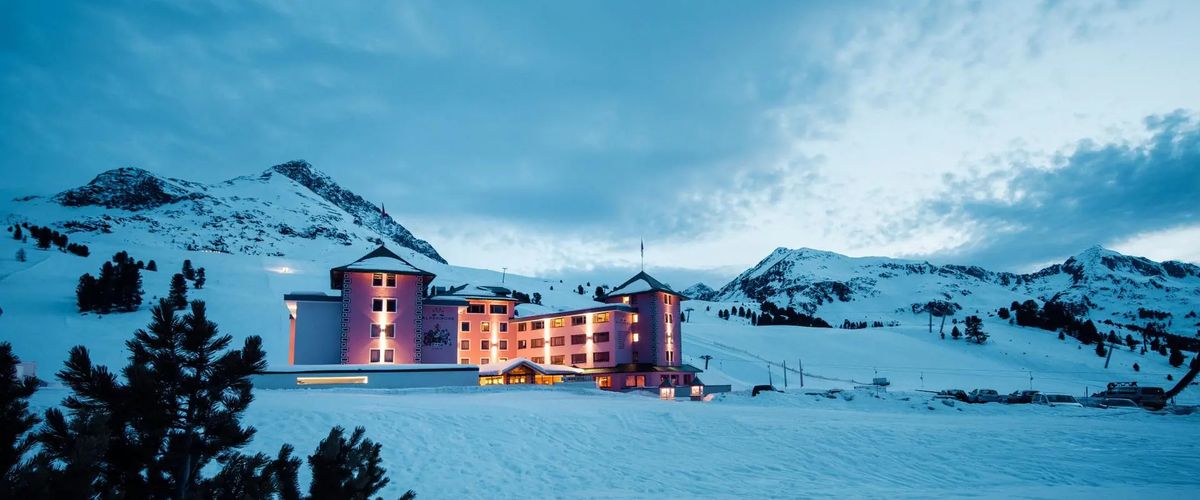 wyciągi narciarskie, góry, obiekt