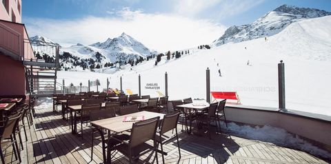 wyciągi narciarskie, restauracja, góry