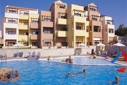 teren hotelu, obiekt, basen