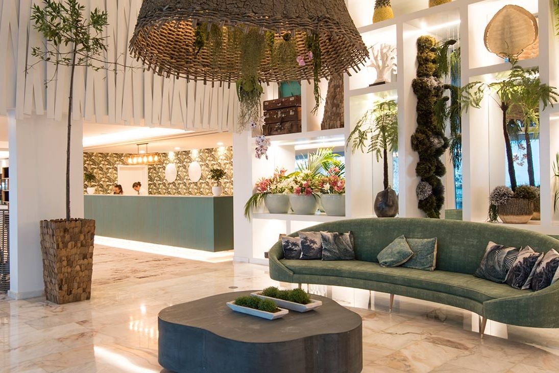 teren hotelu, recepcja / lobby