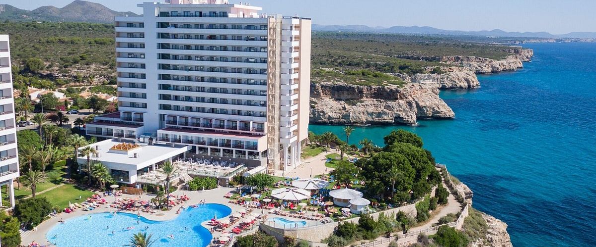 obiekt, teren hotelu, basen