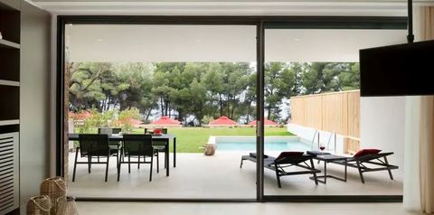 basen, balkon / taras, pokój