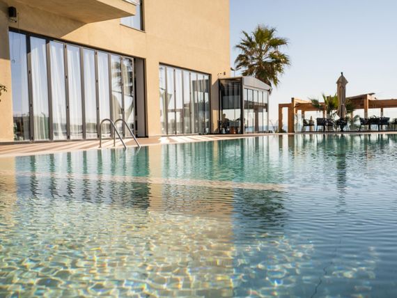 Amara 4*