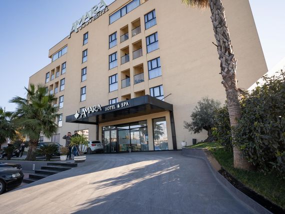 Amara 4*