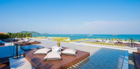 basen, teren hotelu