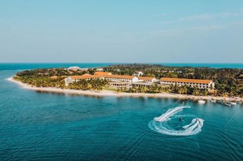 Amaya Beach Passikudah