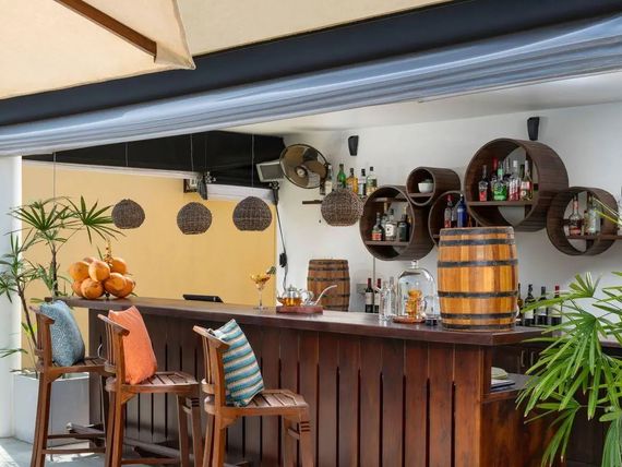 drink bar