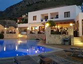 Amazones Village Suites