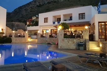 Amazones Village Suites