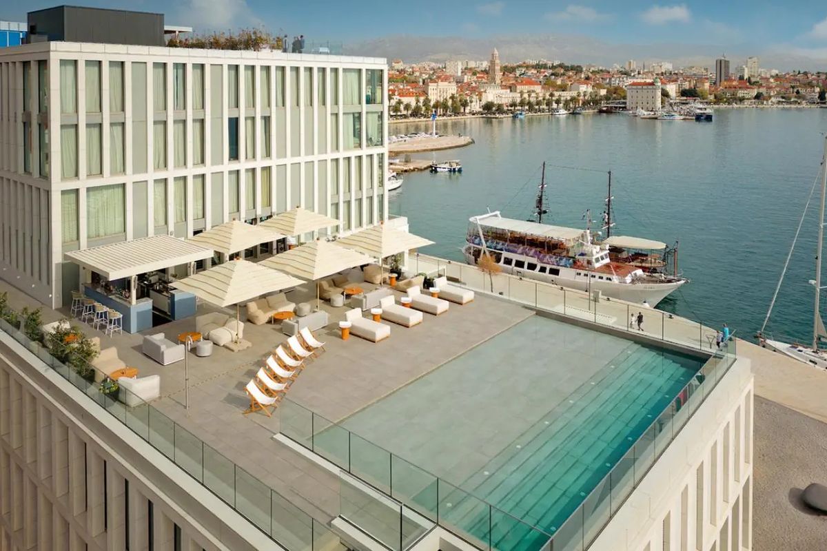 obiekt, basen, pool bar