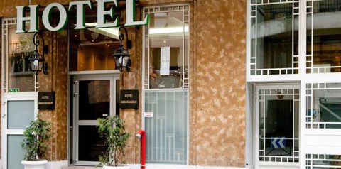 obiekt, budynek główny