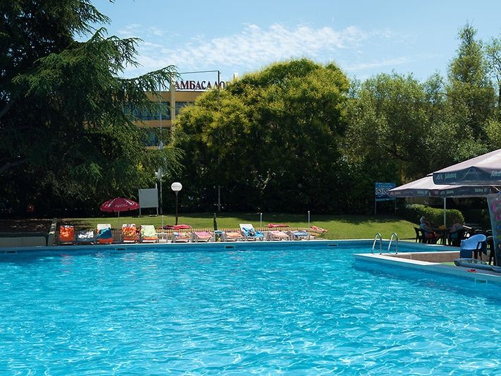 Ambassador (Golden Sands)