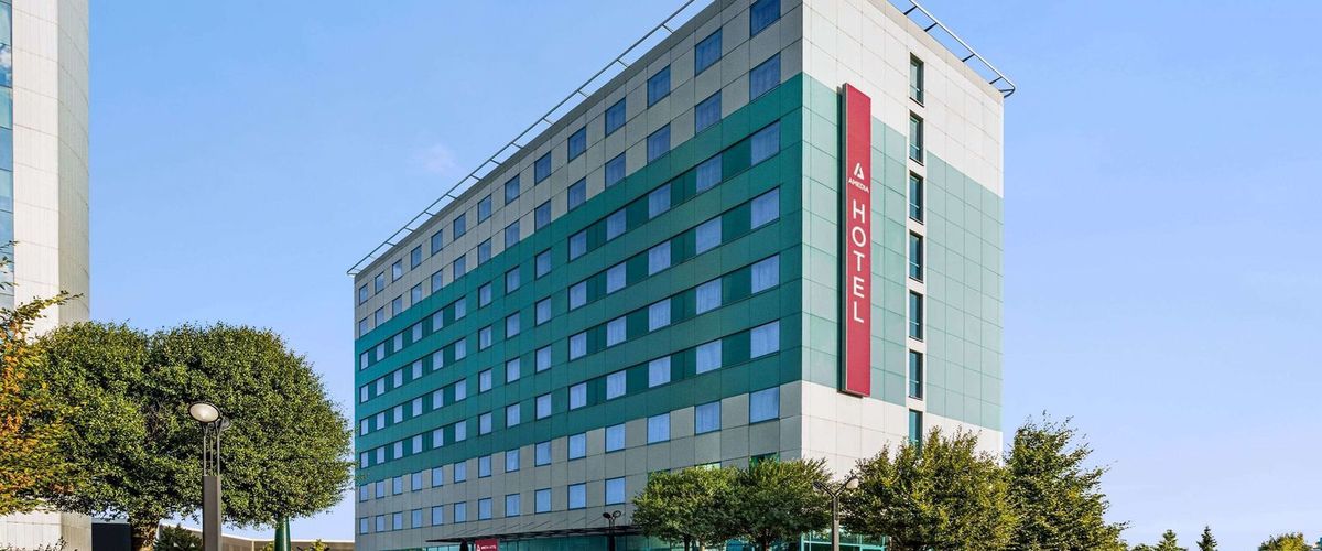 obiekt, budynek główny