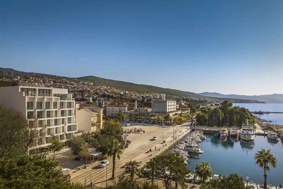 obiekt, teren hotelu