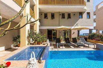 Ammos Suites