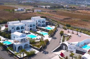 Amor Hideaway Villas