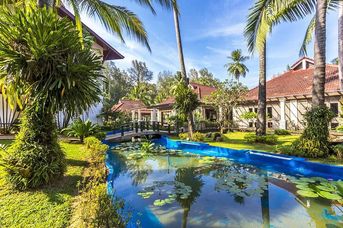 Amora Beach Resort