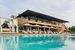 teren hotelu, basen, restauracja