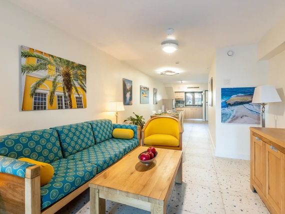 Amsterdam Manor Beach Resort 4*