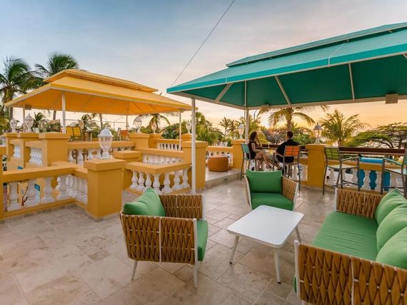 Amsterdam Manor Beach Resort 4*