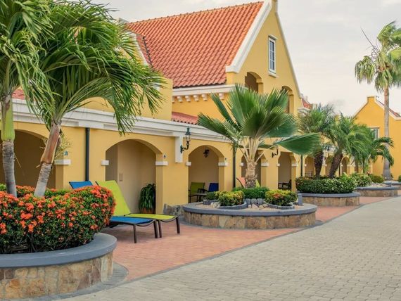 Amsterdam Manor Beach Resort 4*