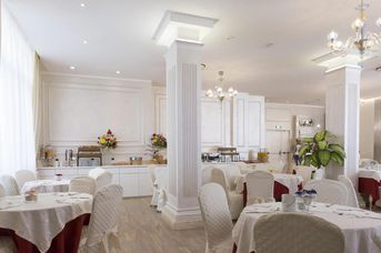 Amsterdam Suite & SPA