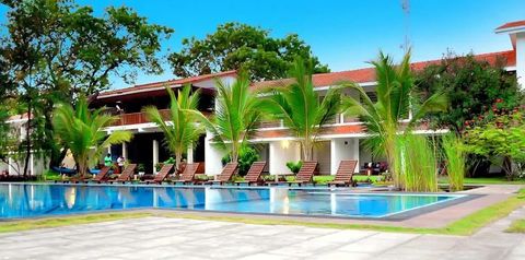 obiekt, teren hotelu, basen