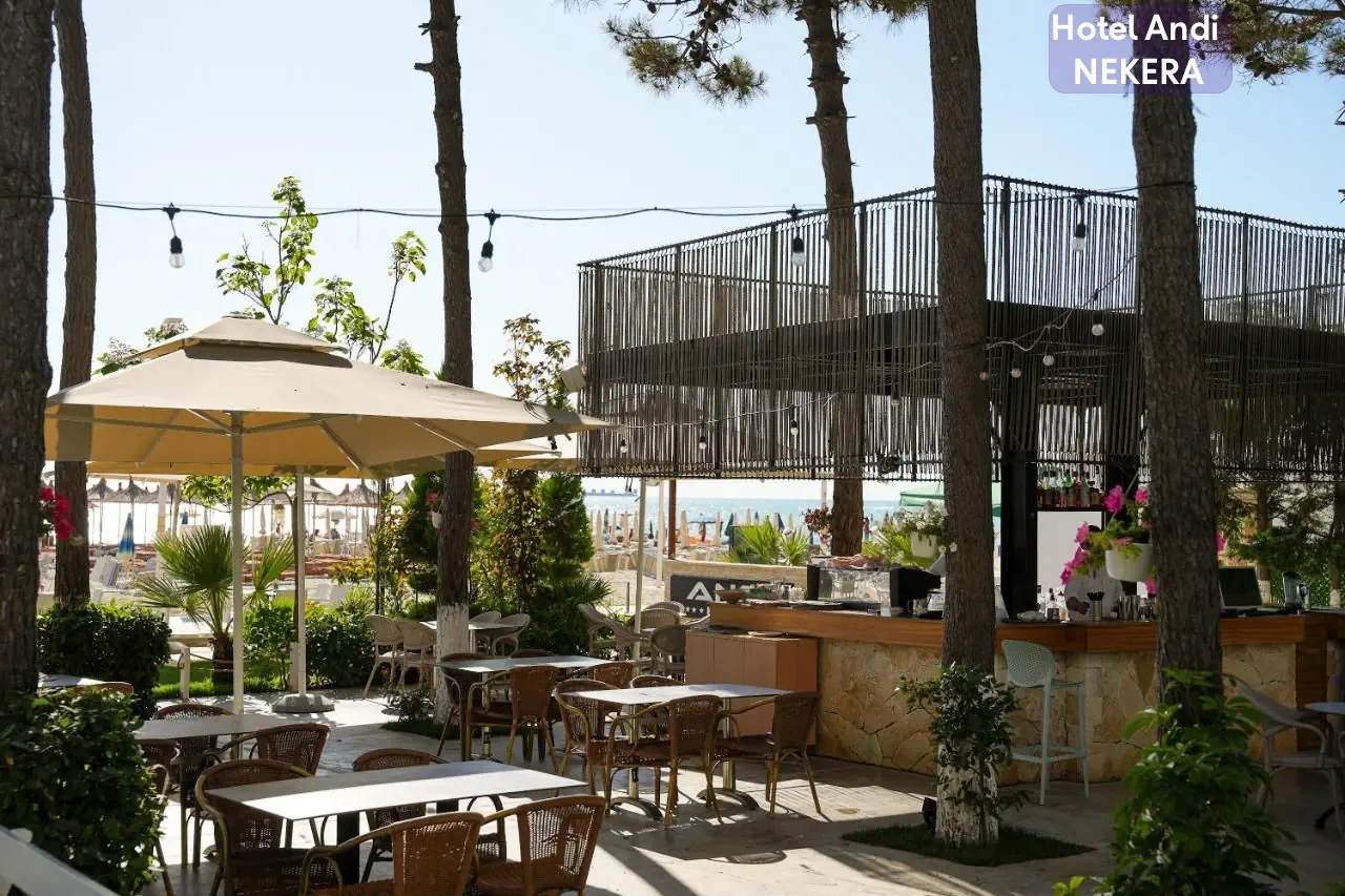 teren hotelu, plaża, beach bar