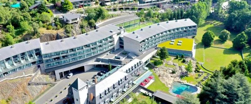 teren hotelu, basen, obiekt