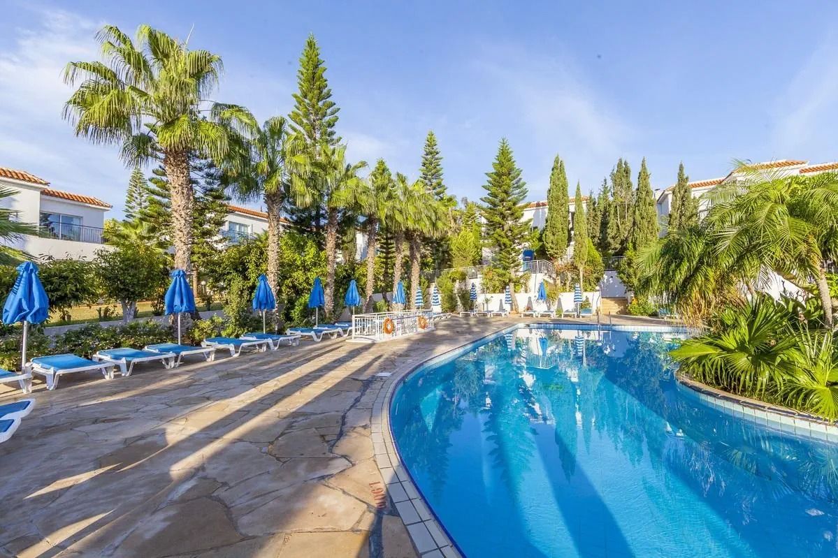 basen, teren hotelu