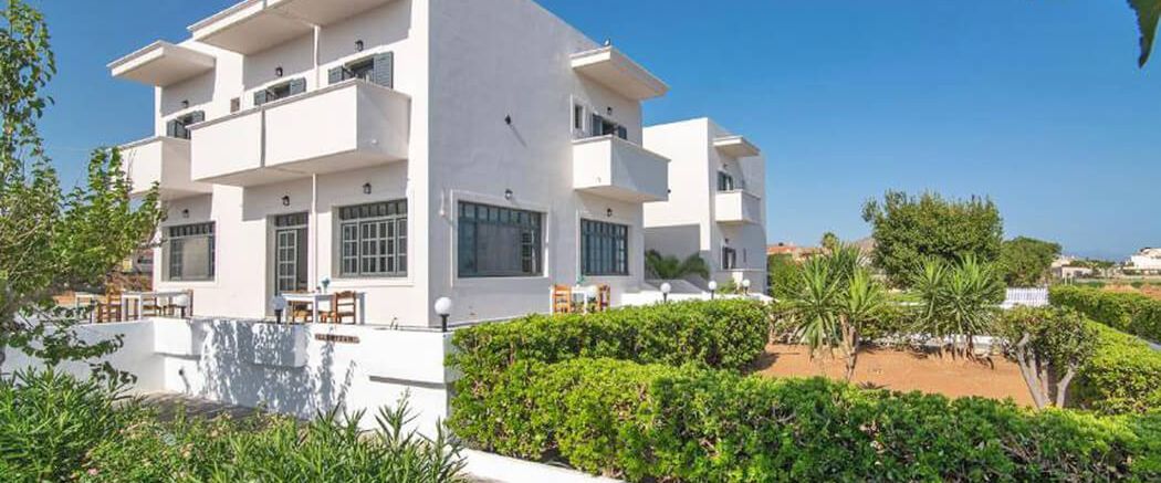 obiekt, budynek główny, teren hotelu