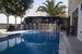 teren hotelu, basen, pool bar