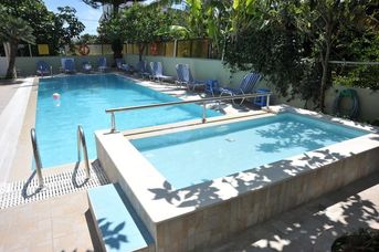 Anseli Apartments and Studios