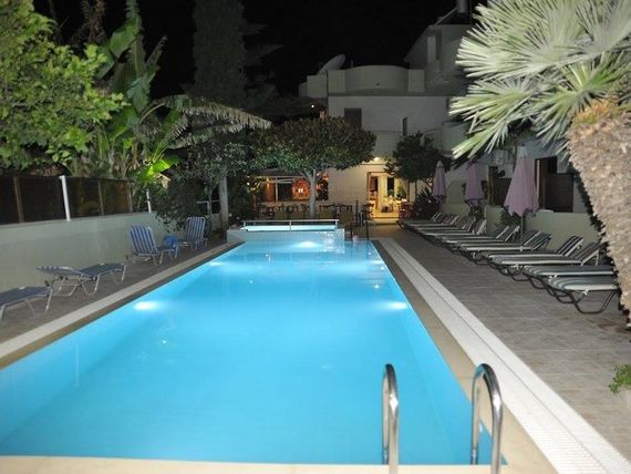 teren hotelu, basen