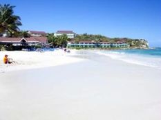 Grand Pineapple Beach Resort