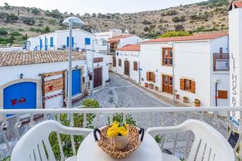 Antonis G Apartments