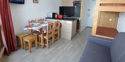 pokój, kuchnia / aneks kuchenny