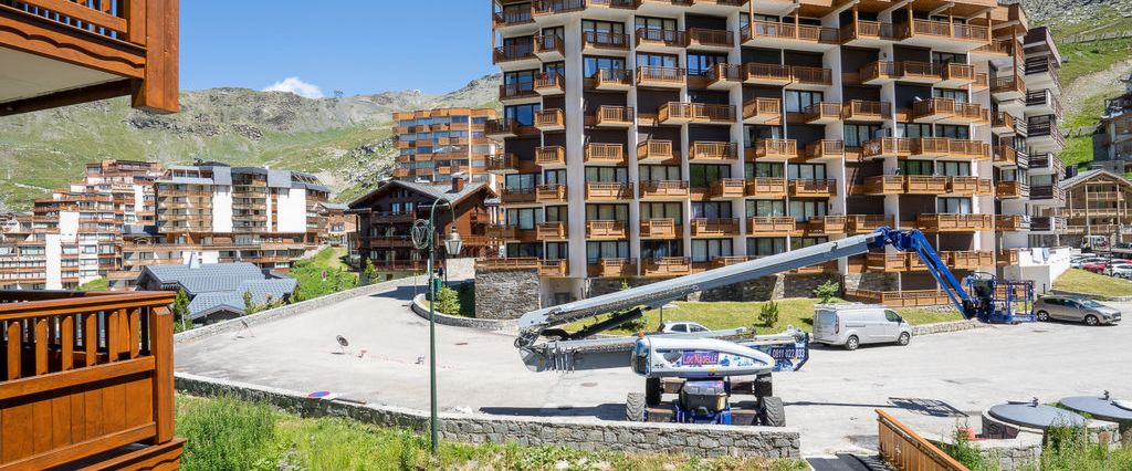 obiekt, teren hotelu