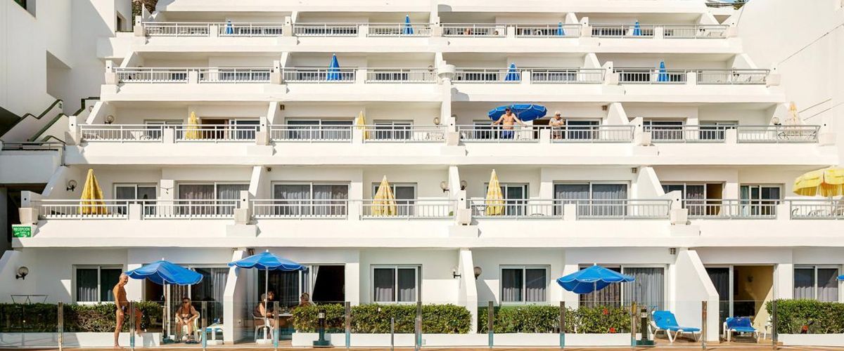 obiekt, teren hotelu