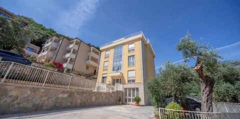 obiekt, budynek główny, teren hotelu