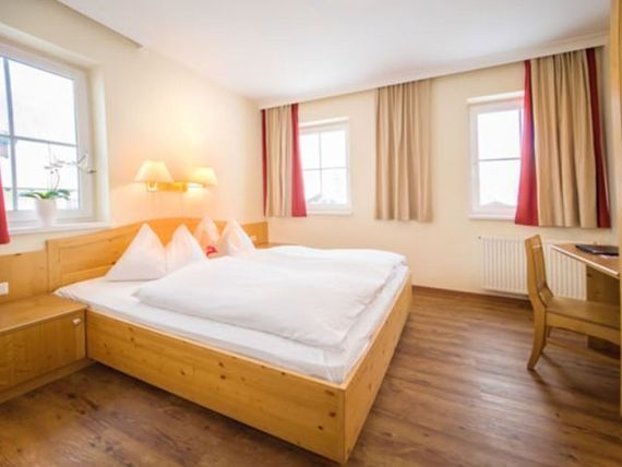 Aparthotel Jagdhof 4*